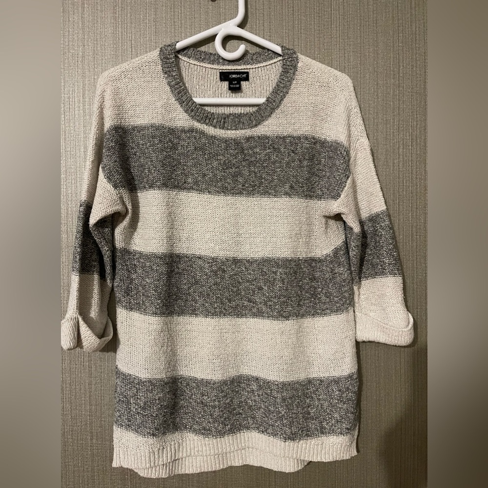 Jordache 3/4 Sleeve Sweater